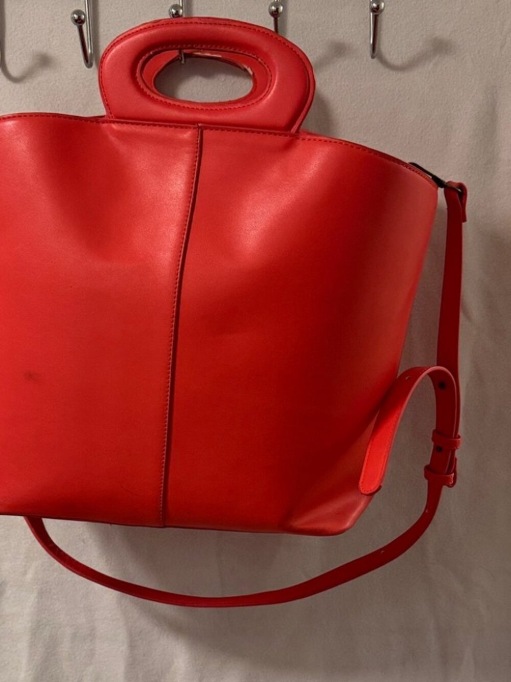 Elegant Red Tote Bag with Handle Cutout